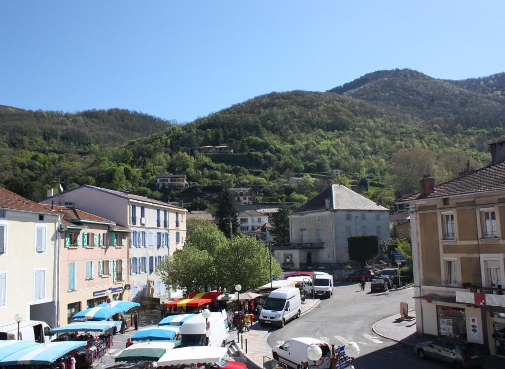 Hotel Le Bellevue Tarascon-sur-Ariège Екстериор снимка